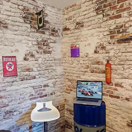 La 3 Etoiles Et L'atelier 4 Etoiles Jusqu'a 9 Personnes Daire Metz