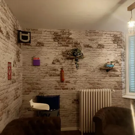 La 3 Etoiles Et L'atelier 4 Etoiles Jusqu'a 9 Personnes * Metz