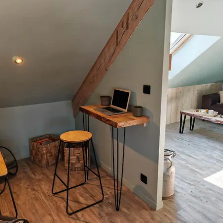 La 3 Etoiles Et L'atelier 4 Etoiles Jusqu'a 9 Personnes *