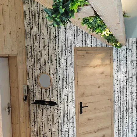 La 3 Etoiles Et L'atelier 4 Etoiles Jusqu'a 9 Personnes Metz